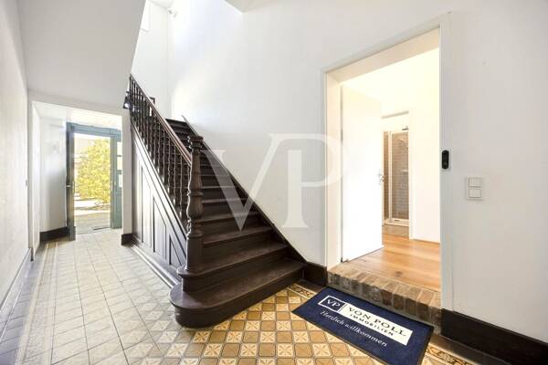 Erdgeschosswohnung in 50997 Köln mit 120 m² kaufen