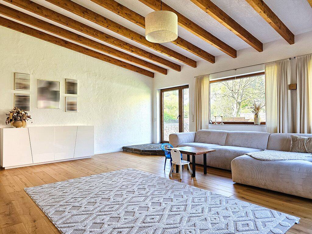 Attraktives und familienfreundliches Einfamilienhaus mit traumhaftem Gartengrundstück in Gönnersdorf – Gönnersdorf – Vorschaubild 6