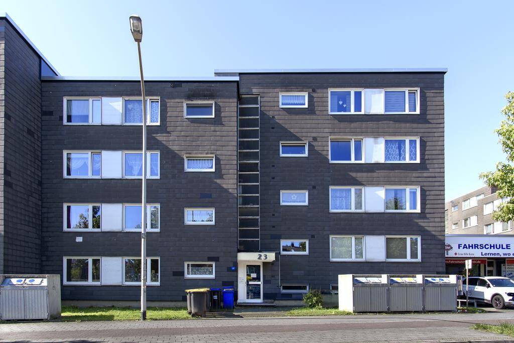 Ihr Neues Zuhausse ! renovierte 3-Zimmer-Wohnung mit Balkon in Wickrath-Mitte