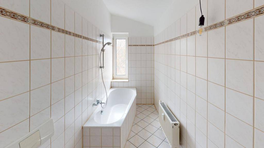 Direkt im Herzen der Stadt gelegene 2-Raum-Whg. mit Balkon – Chemnitz – Vorschaubild 3