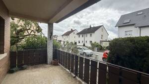 METZ IMMOBILIEN - Dreifamilienhaus mit Potenzial und großem Grundstück – 60437 Frankfurt am Main – Vorschaubild 8