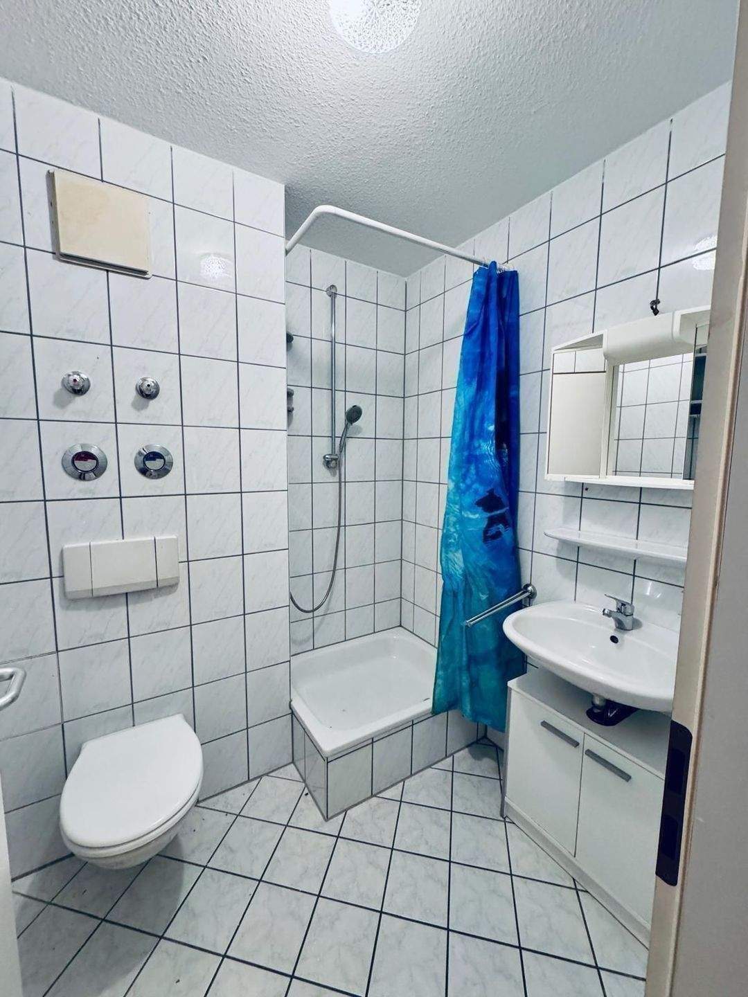 1-Zimmer-Apartment mit Balkon, 4. OG, Aufzug – Fürth Südstadt, U-Bahn 300 m, Kapitalanlage – Fürth – Vorschaubild 3