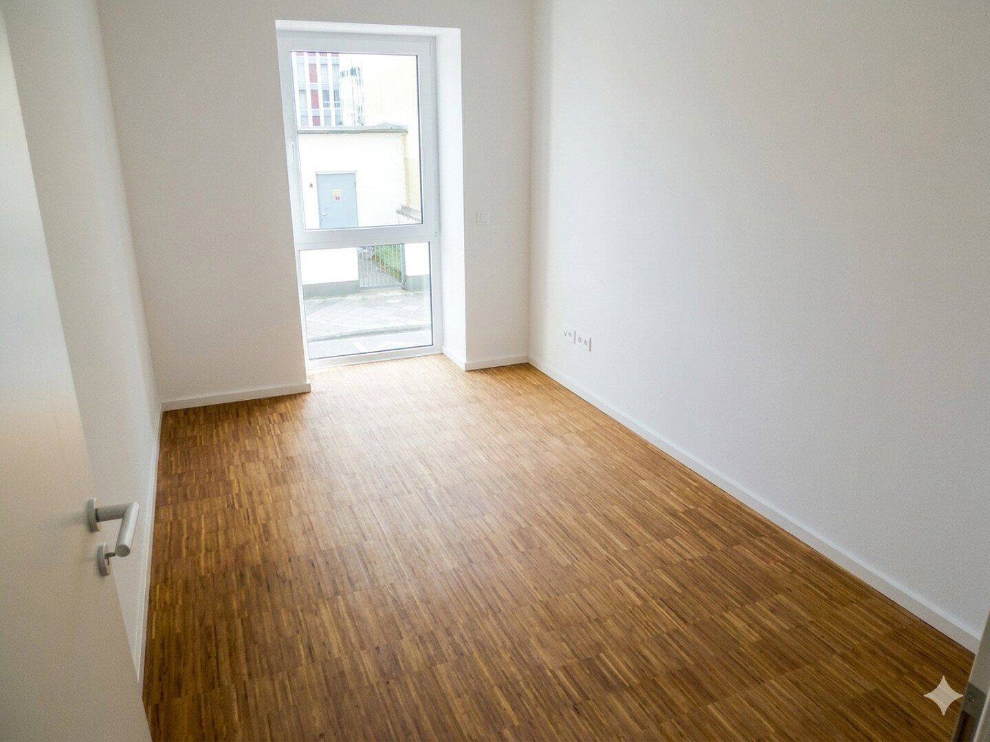 Helle 4-Zimmer-Wohnung mit Terrasse & Innenhof-Stellplatz im Zentrum – Darmstadt – Vorschaubild 8