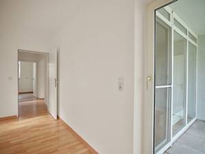 Provisionsfreie 3-Raumwohnung im Erdgeschoss mit Balkon zu vermieten! – 4758 Oschatz – Vorschaubild 7