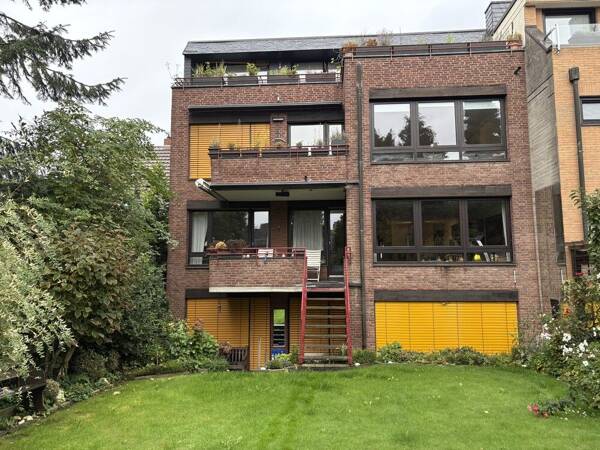 Etagenwohnung in 50858 Köln mit 143 m² kaufen