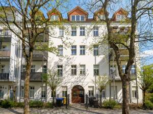 Gut vermietete Kapitalanlage mit Potential * 2 Zimmer mit Balkon – 12489 Berlin – Vorschaubild 2