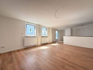 Stadthaus in GoHo – kernsaniert und energieeffzient – 90429 Nürnberg – Vorschaubild 1