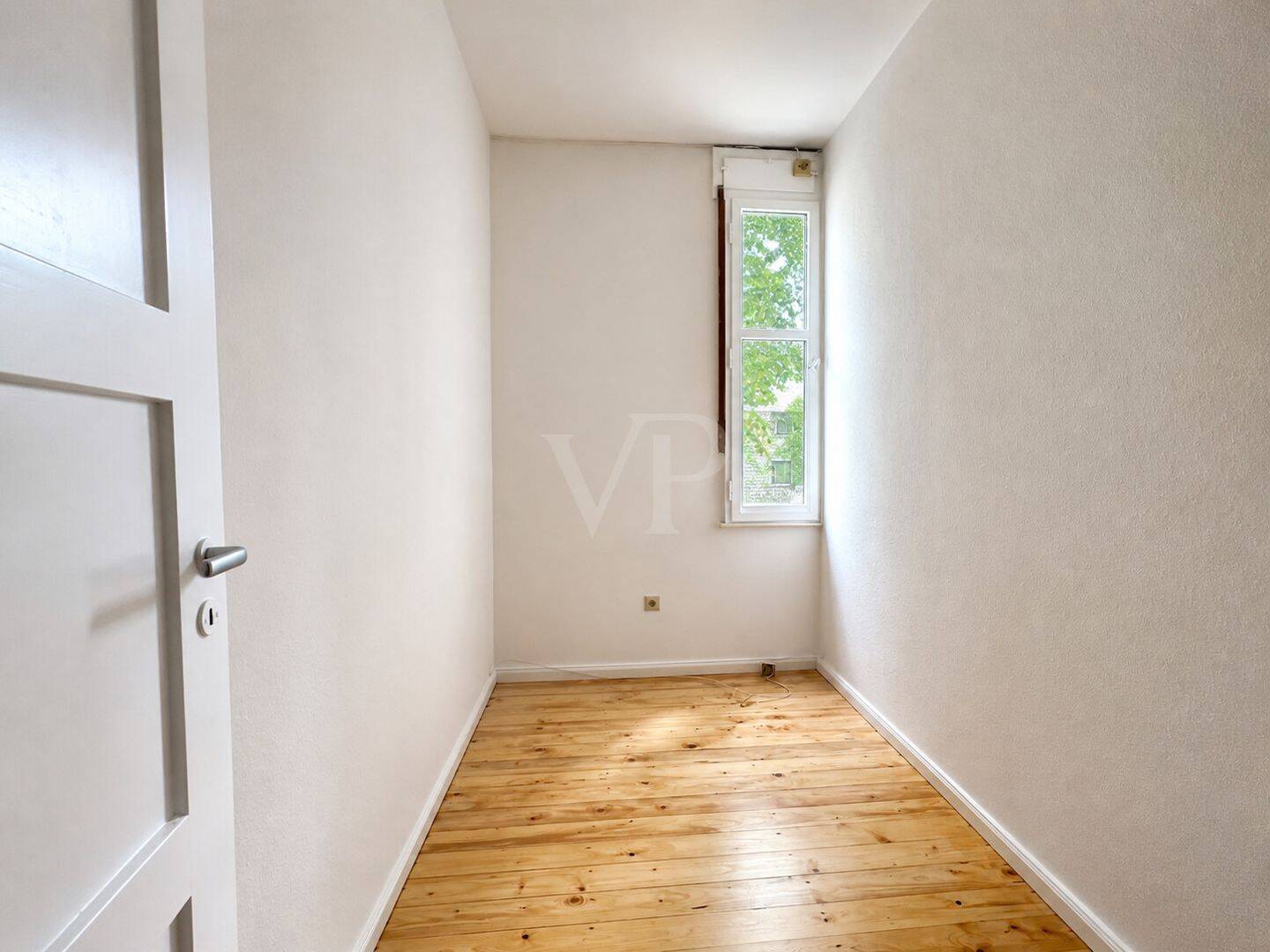 Charmante 2,5-Zimmer-Hochparterrewohnung in denkmalgeschützter Wohnanlage in Lichterfelde-West – Berlin – Vorschaubild 7