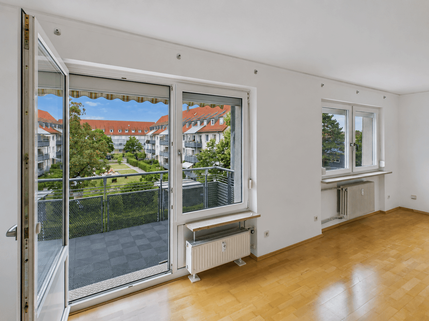 RESERVIERT - Großzügige 3-Zimmer-Wohnung mit Balkon, Stellplatz in ruhiger Lage von Fürth – Fürth – Vorschaubild 2