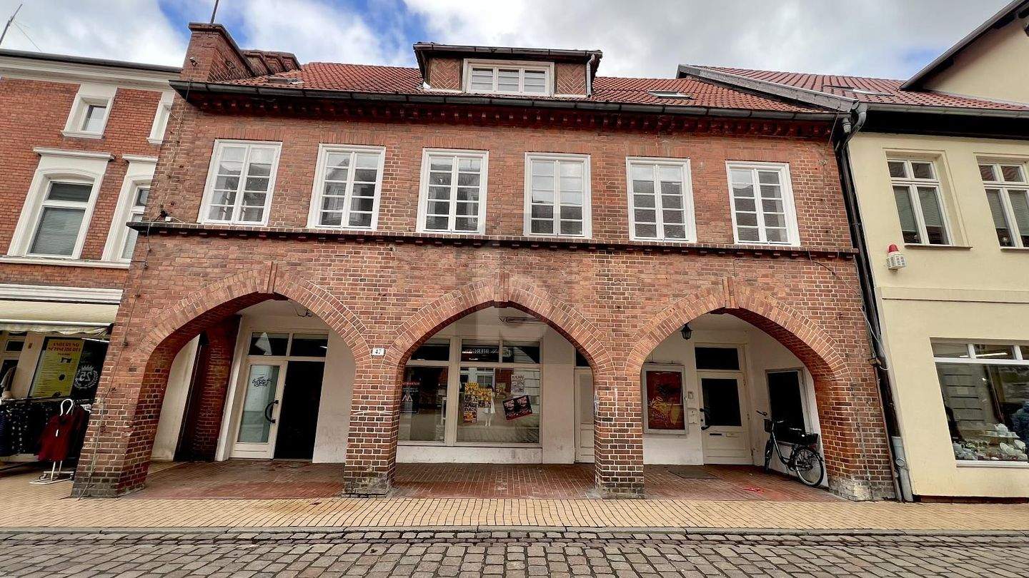 URBANER HOTSPOT FÜR EVENTS & MIETEINNAHMEN – Parchim – Bild 1 von 2