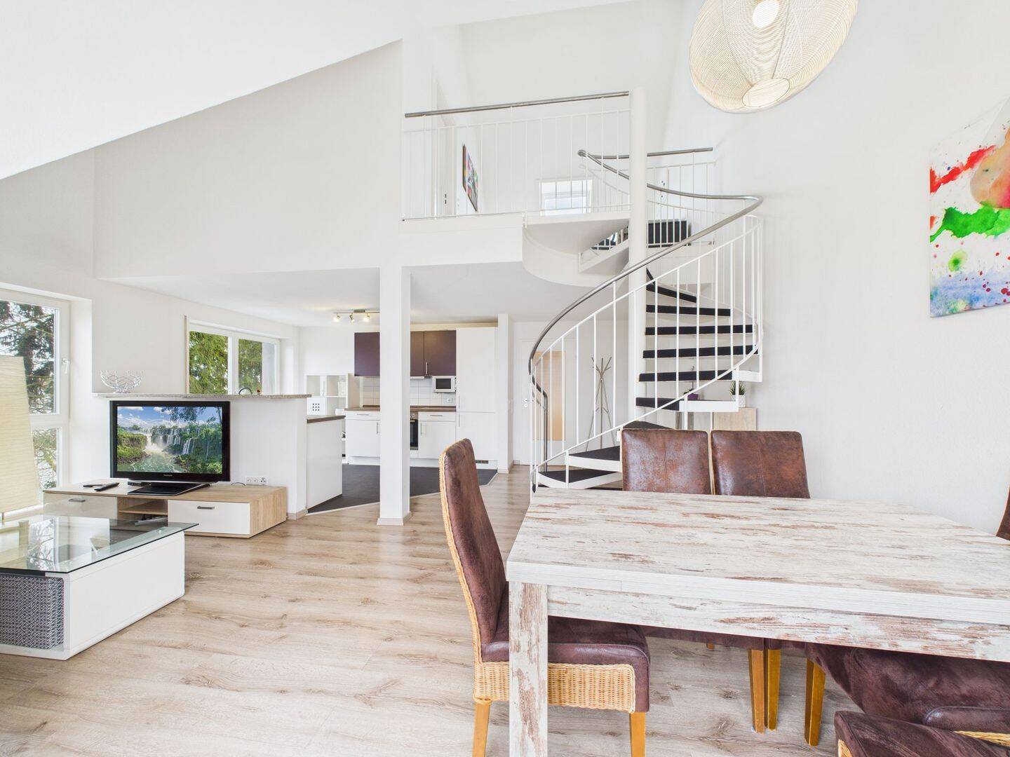 Exklusive Maisonette mit Galerie, 2 Balkonen, Donau Nähe & 2 TG Stellplätzen in Ulm Gögglingen – Ulm – Vorschaubild 6