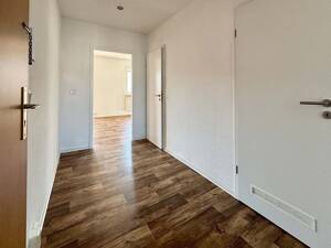 Großzügiges Zuhause mit gleich zwei Balkonen... – 39128 Magdeburg – Vorschaubild 3