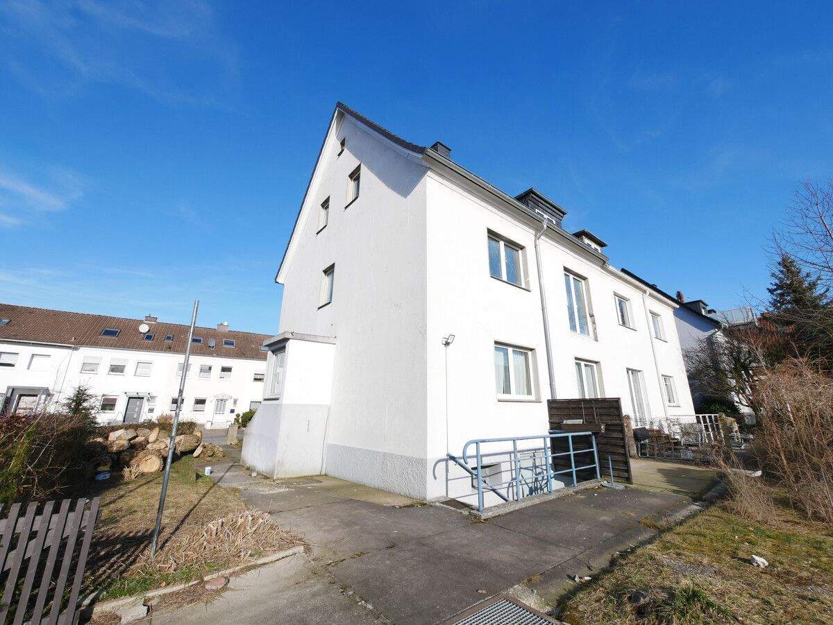Charmante 2-Zimmer-Dachgeschosswohnung in zentraler Lage der Südstadt – Paderborn – Vorschaubild 2