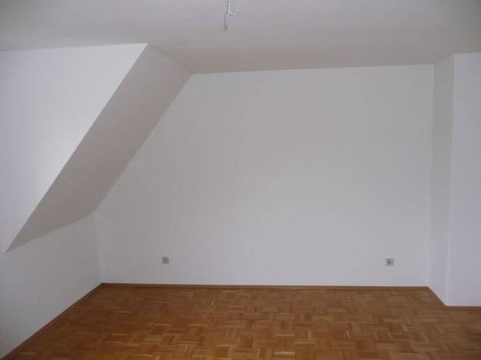 NEU! GROSSE 3 RAUM WOHNUNG MIT 2 BALKONEN – Pirna – Vorschaubild 6
