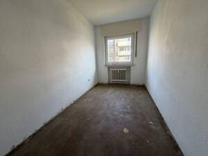 große 4-Zimmerwohnung (Eigenkapital notwendig) – 33699 Bielefeld – Vorschaubild 5
