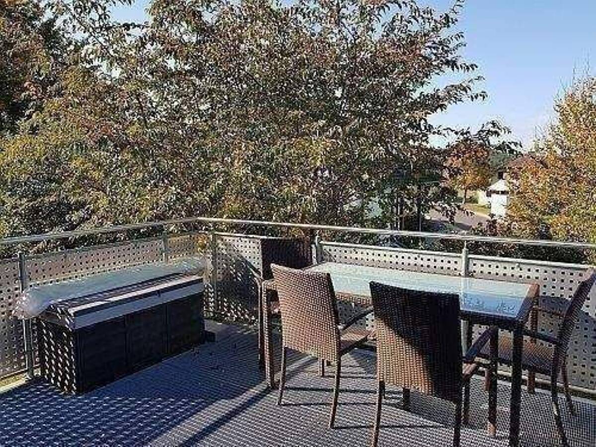 Trier-Irsch zu vermieten ab 15.11. oder früher: 2,5 ZKB im 2.OG(DG), Balkon mit Weitblick, – 54296 Trier – Bild 1 von 9