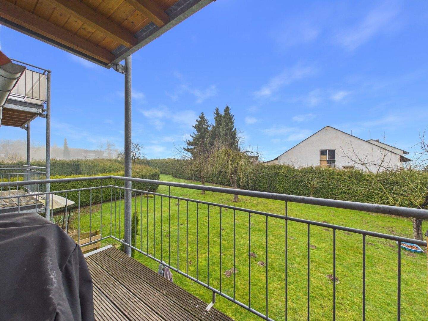 Kapitalanlage & Eigennutzung Saniertes Bauernhaus mit vermietetem 4-Parteien-Anbau – Barntrup – Vorschaubild 9