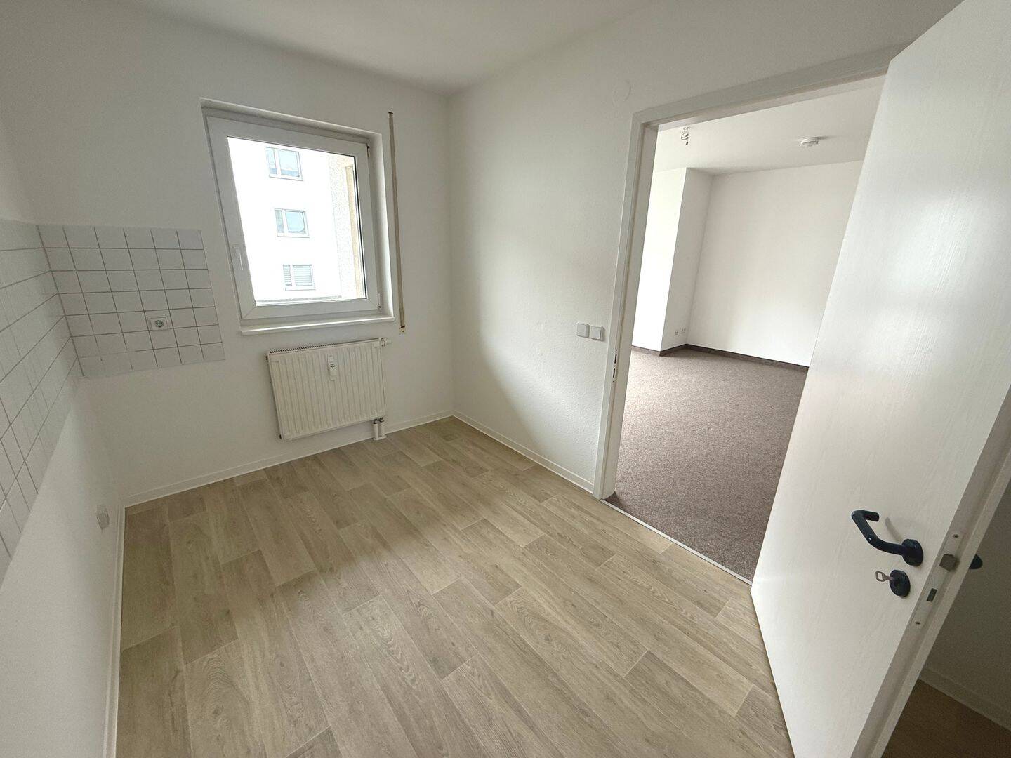 BARRIEREFREI - APARTMENT MIT BALKON - SENIOR LIVING - – Chemnitz – Vorschaubild 5