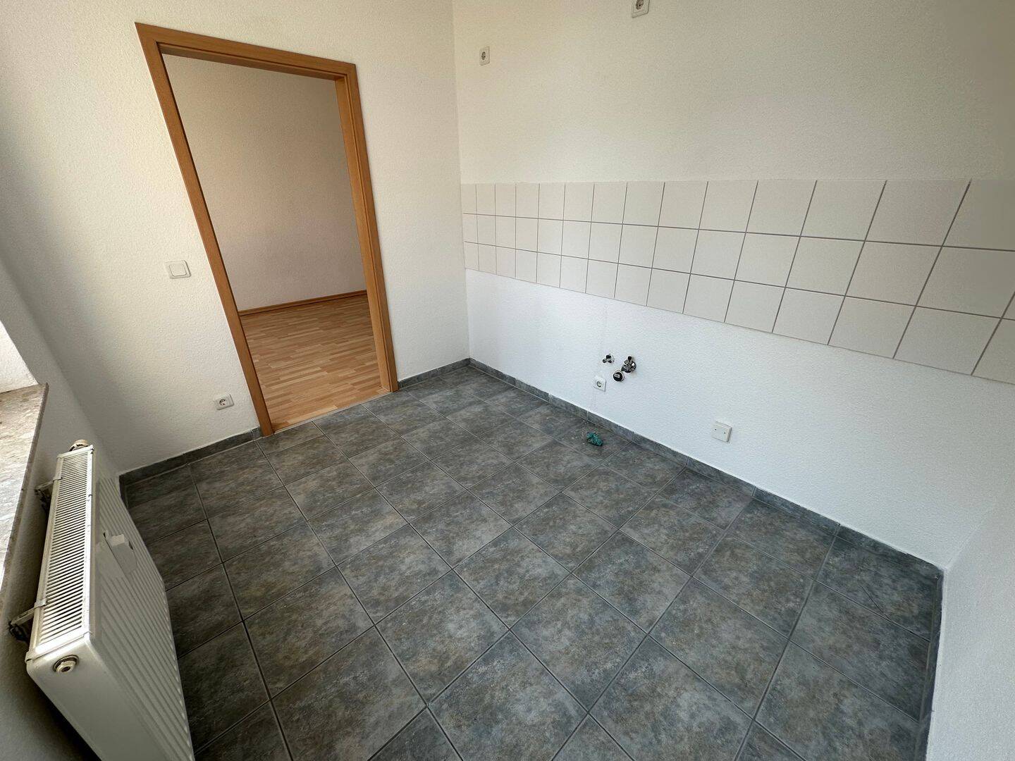 Klein aber fein / 1. OG Laminat / Bad mit Dusche ! – Chemnitz – Vorschaubild 5