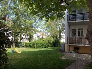 Ruhige, vermietete 3-Raumwohnung mit Tageslichtbad, Balkon und Garten zur eigenen Nutzung – Unkersdorfer Straße 18, 1156 Dresden – Vorschaubild 4