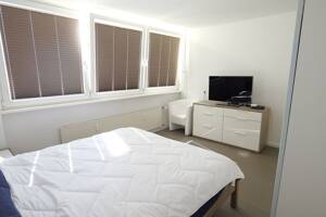 75 m² nahe dem Ku'damm | Helle Wohnung mit Balkon, Stellplatz und Keller – 10711 Berlin – Vorschaubild 8