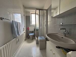 Ein Zuhause, das auf Ihre Ideen wartet - 3-Zimmer-Wohnung mit viel Potenzial auf der Berger Straße – 60389 Frankfurt am Main – Vorschaubild 7