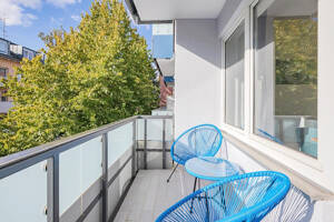 Neu renovierte, lichtdurchflutete 2 Zi.-Whg. mit Balkon in ruhiger Top-Lage von Sendling-Westpark