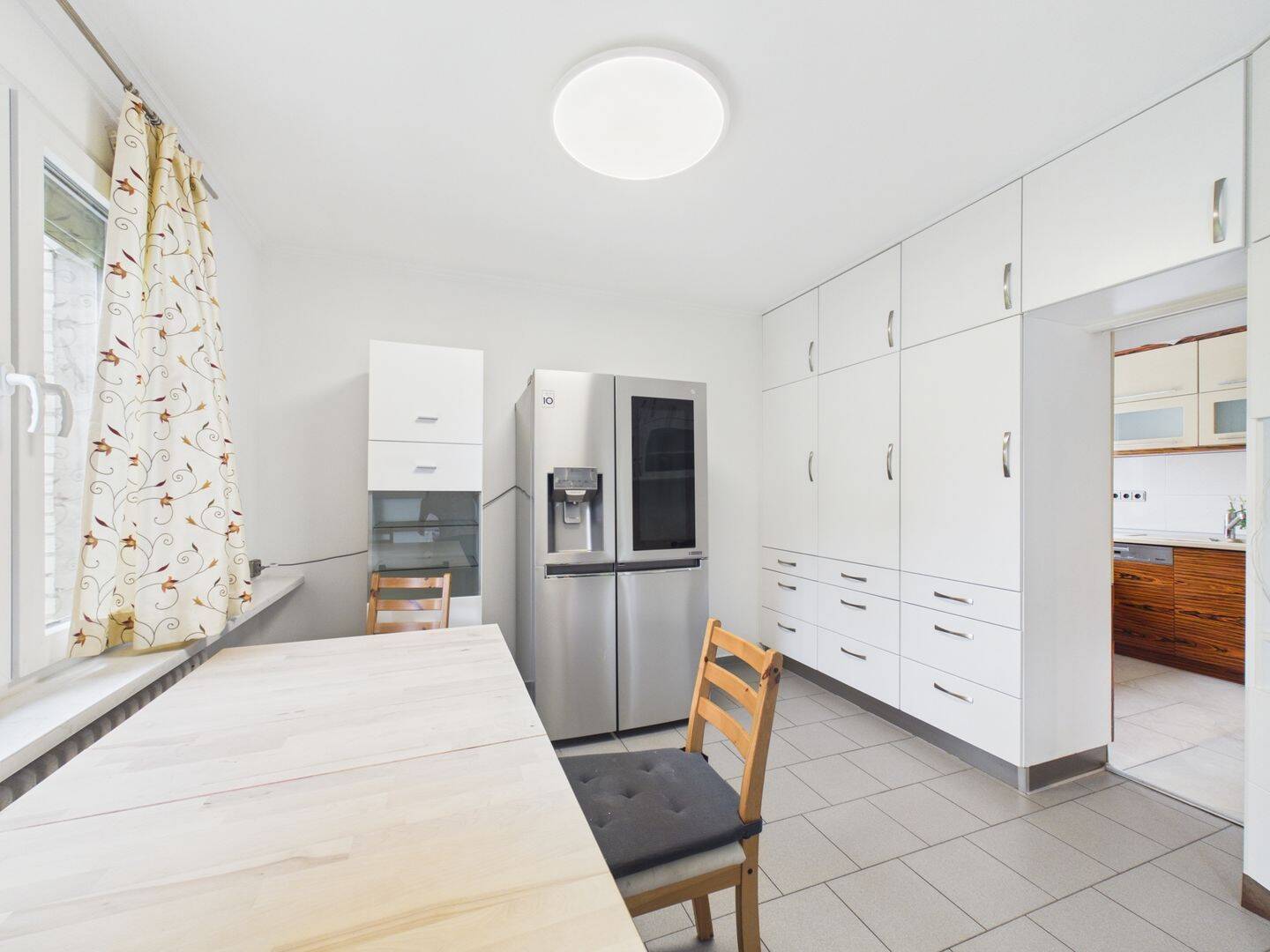 Wohnen ohne Kompromisse! 310 qm Wohnfläche, 10 Zimmer, Garten, Garage, Vollkeller und PV in Destedt! – Cremlingen – Vorschaubild 5