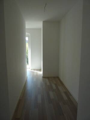 Moderne 4,5 Zimmer Wohnung mit Wohnküche – 6118 Halle (Saale) – Vorschaubild 8