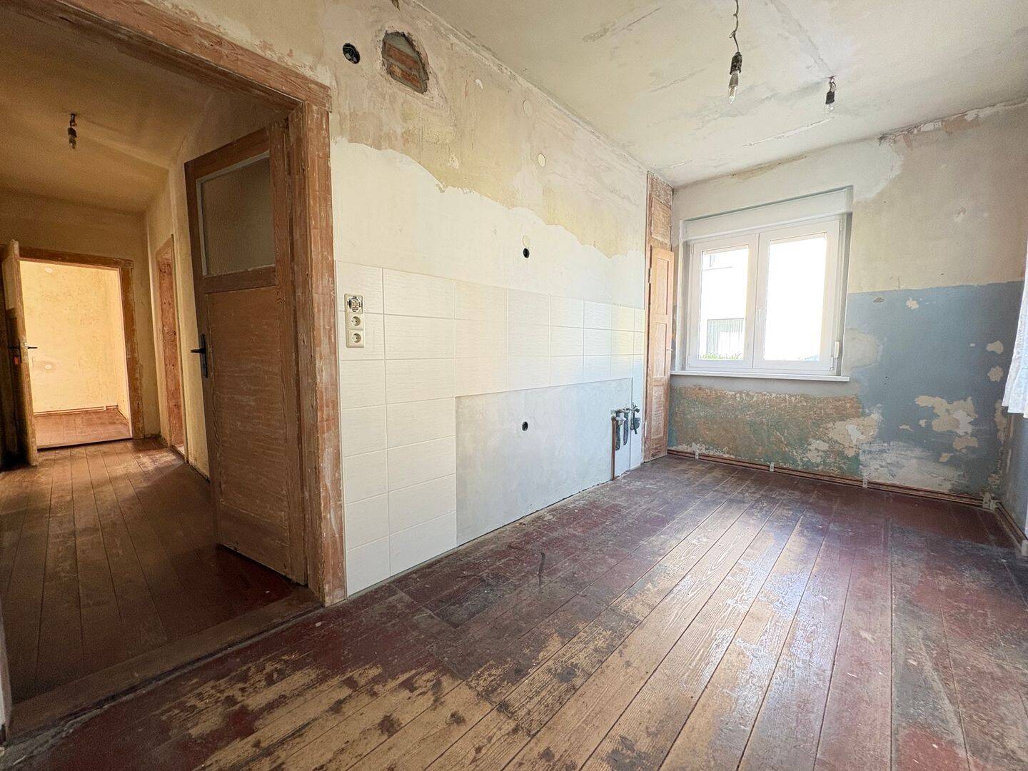 Freistehendes Zweifamilienhaus mit großzügigem Grundstück! – Leipzig – Vorschaubild 8