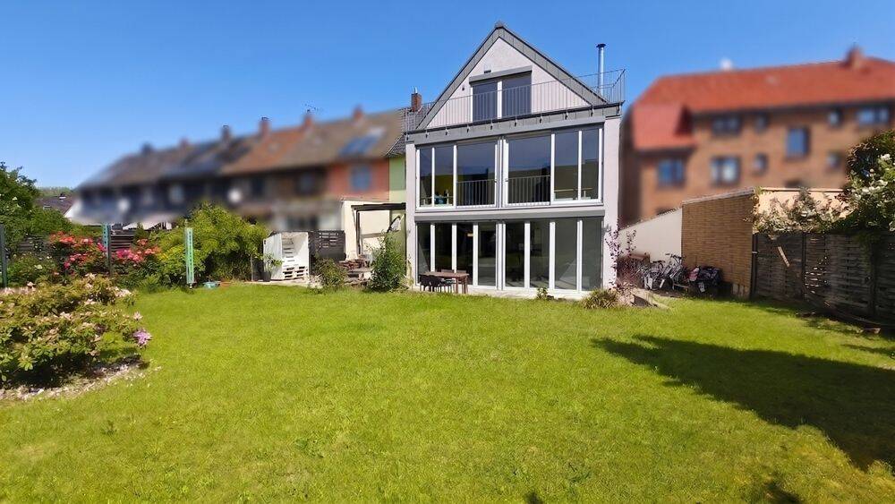 BS - Querum - Elegantes Doppelhaus mit moderner Architektur und grünem Rückzugsort – Braunschweig – Vorschaubild 3