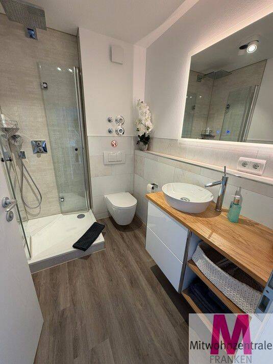 Klimatisierte Maisonett-Wohnung über den Dächern von Nürnberg – Nürnberg – Vorschaubild 8