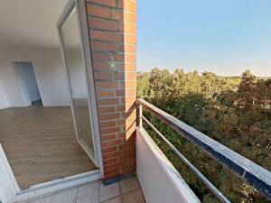 Wohnen mit Weitblick - helle 2-Zimmer-Wohnung mit Balkon – 23562 Lübeck – Vorschaubild 4