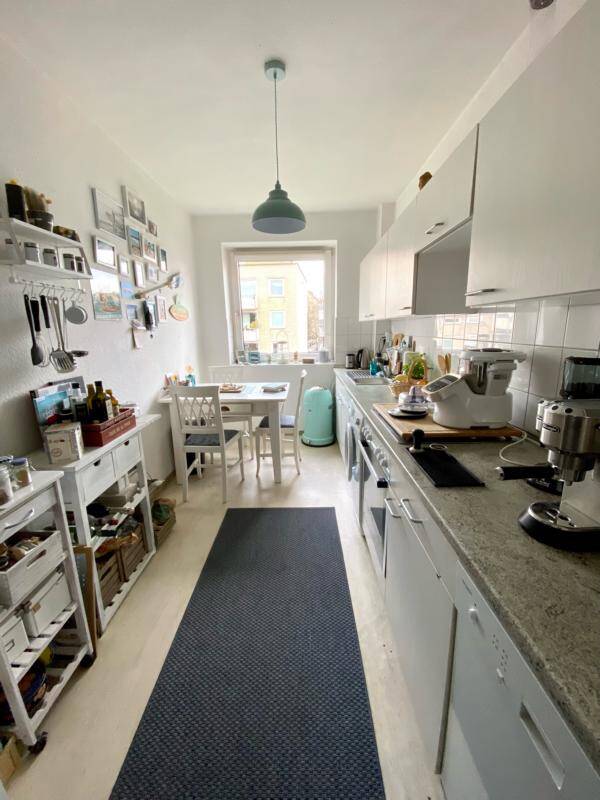 Hervorragend geschnittene 2-Zimmer-Wohnung mit Balkon in Hamburg Winterhude – Hamburg – Vorschaubild 9