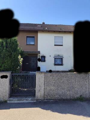 Reihenmittelhaus mit 4 Zimmern und Garage