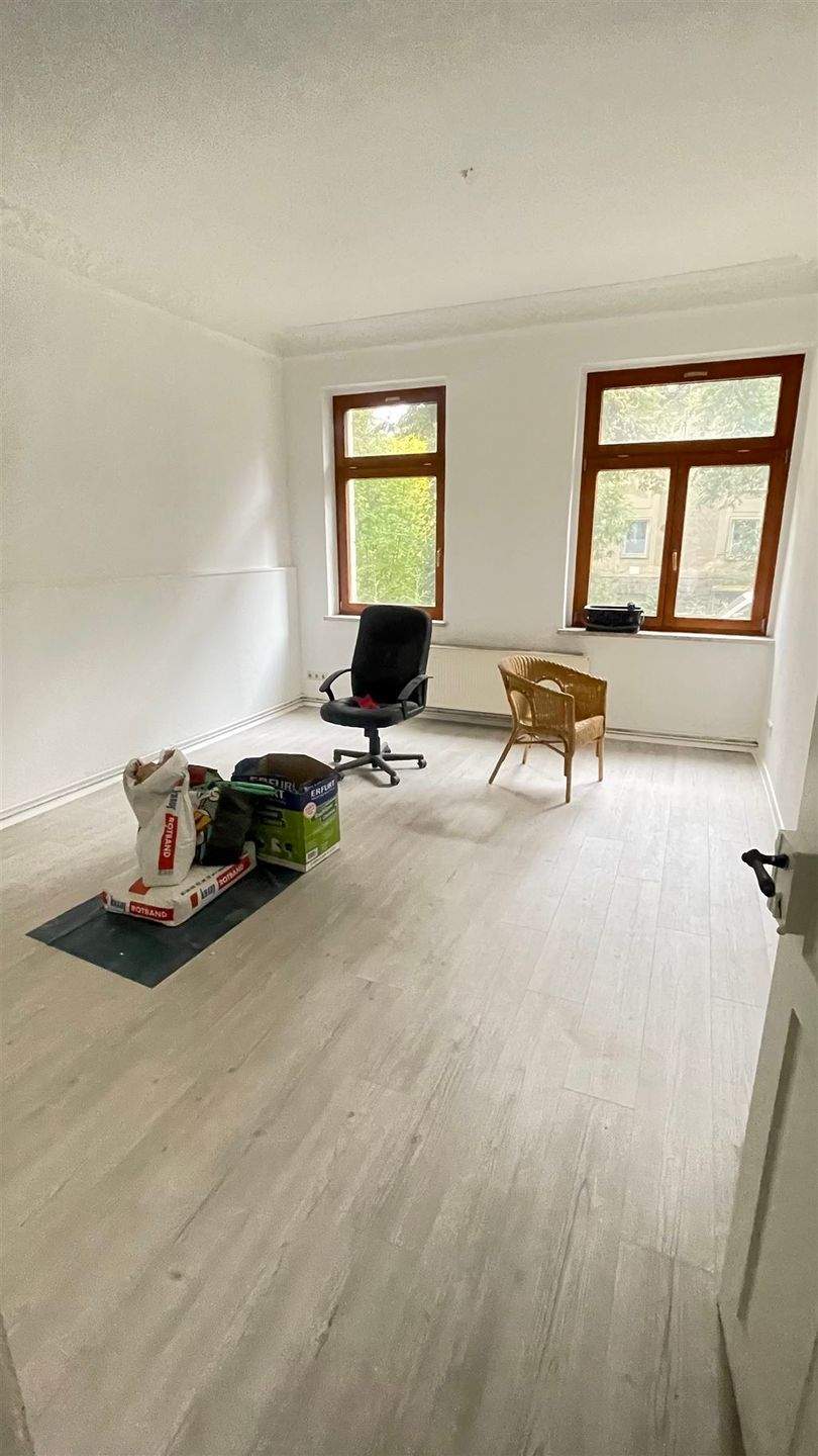 Modernisierte 3-Zi-Wohnung mit großer Küche*nur 200m zum S Hilbersdorf* – Chemnitz – Vorschaubild 2