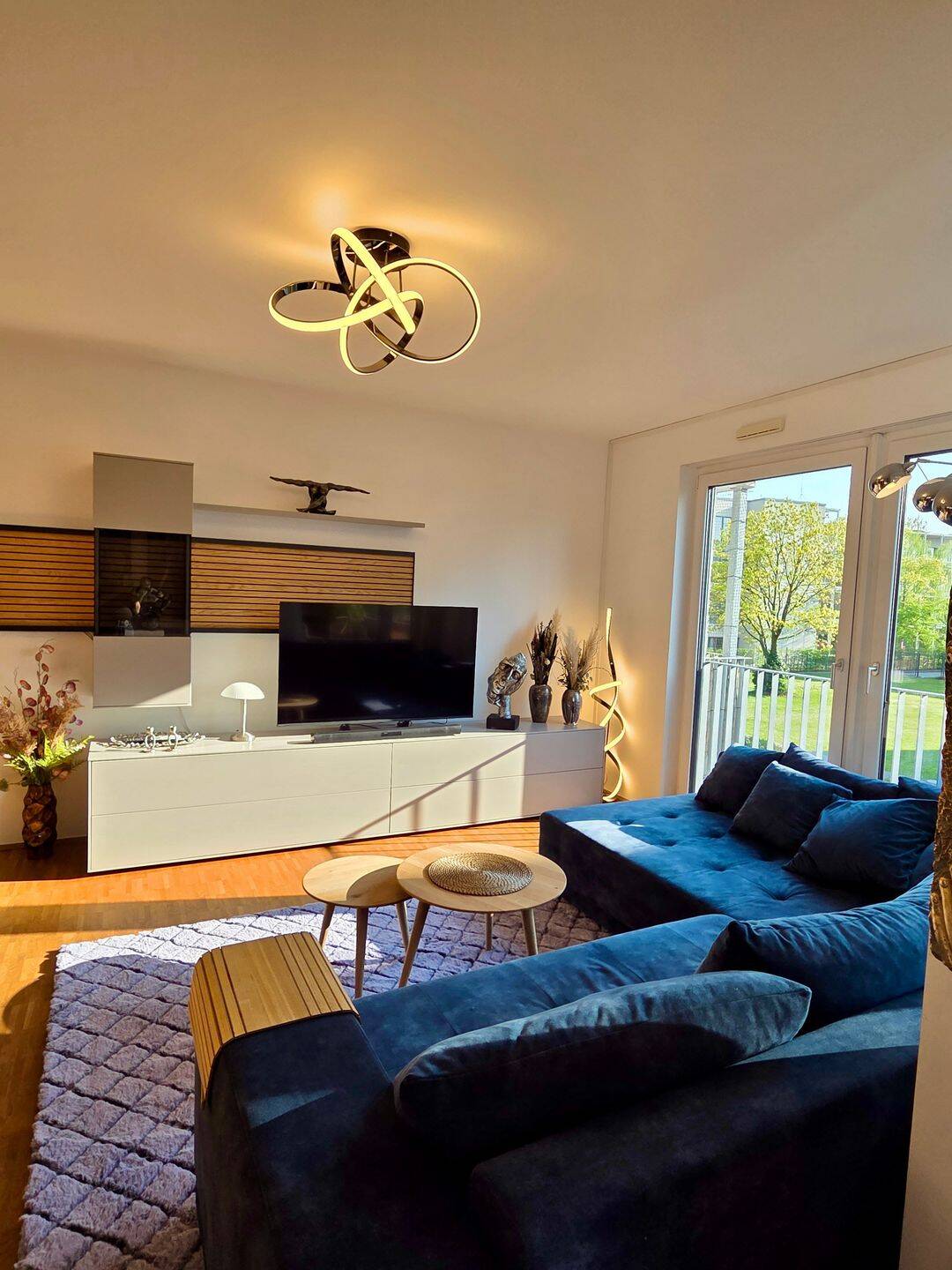 Modern möbliertes Zuhause mit Balkon & Stellplatz in Köln-Ossendorf – Köln – Vorschaubild 8