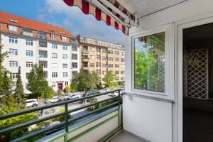 Bezugsfreie 2-Zimmer-Wohnung mit Aufzug und Loggia im idyllischen Westend – 14052 Berlin – Vorschaubild 2