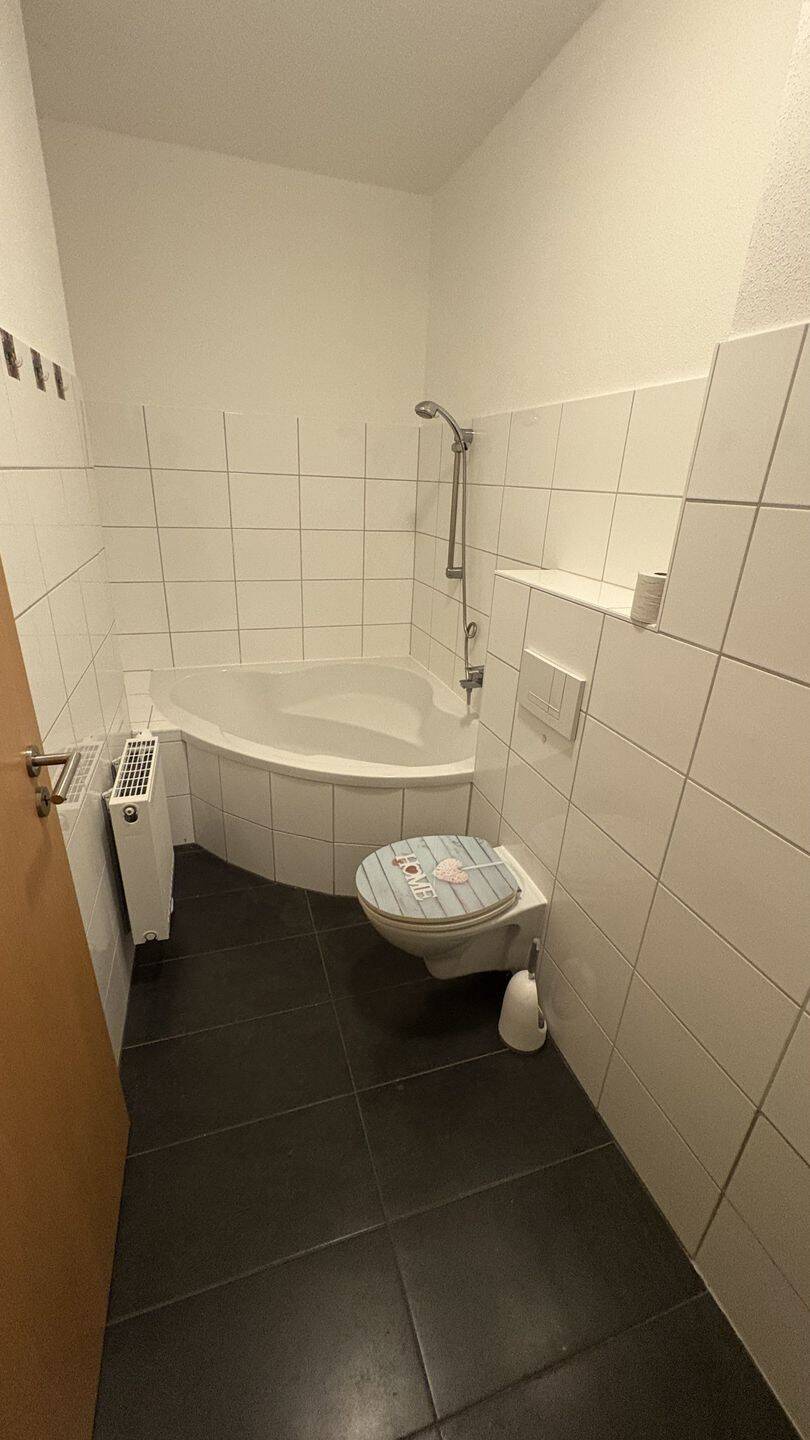 Moderne 2-Zimmer-Wohnung mit beeindruckender Aussicht und Wohlfühlcharakter – Chemnitz – Vorschaubild 4