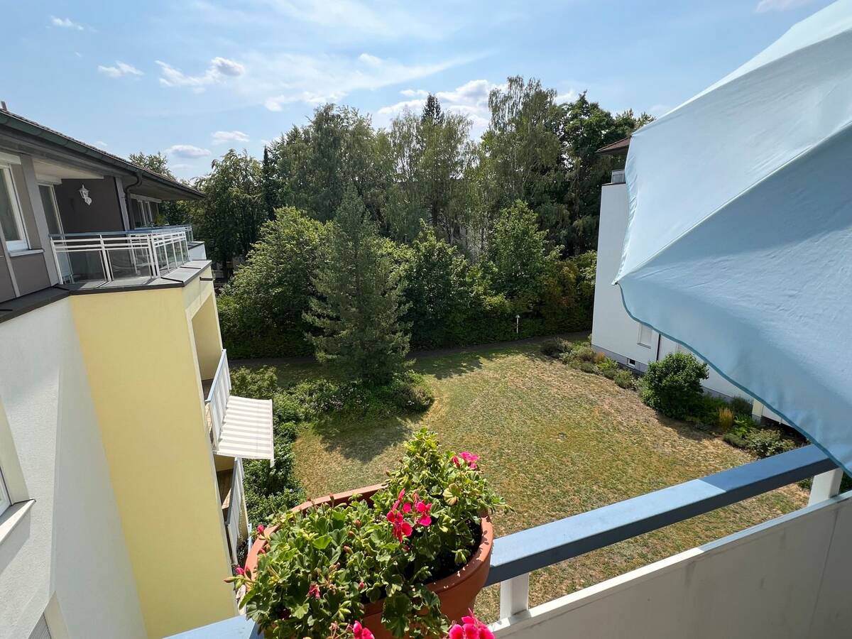 Helle, ruhige sehr gepflegte 2-Zimmerwohnung in sehr guter Wohnlage – 90482 Nürnberg – Bild 1 von 8