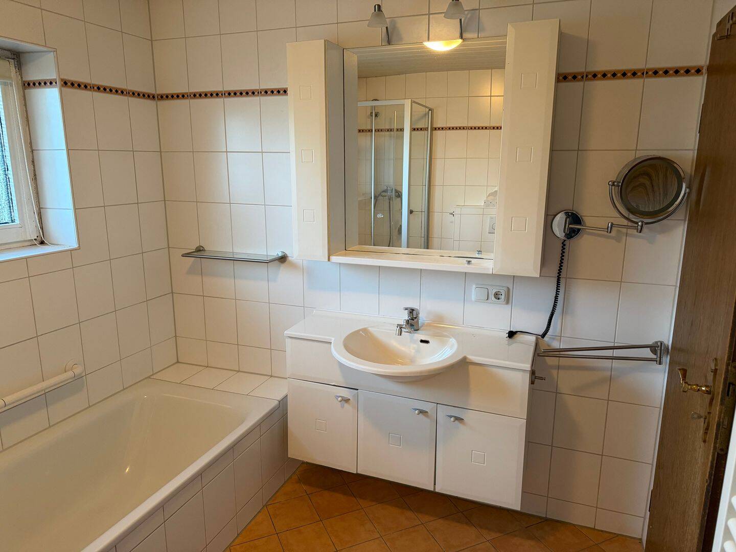 Großzügiges Reihenendhaus mit 5 Zimmern und viel Potenzial – Allershausen – Vorschaubild 7