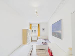 Charmante Altbauwohnung in Berlin: 3 Zimmer, offene Küche, lichtdurchflutet – 10553 Berlin – Vorschaubild 6