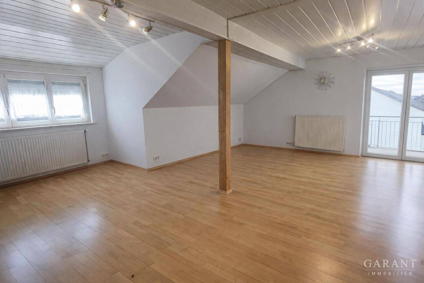 *Attraktives Zweifamilienhaus in Zuchering*Eigenheim oder Kapitalanlage *Viel Potenzial* – Ingolstadt – Vorschaubild 7