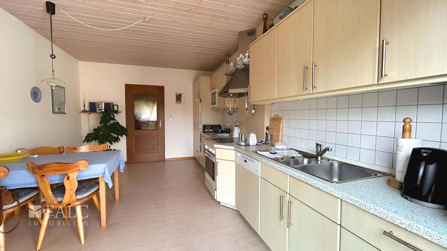 ***Wohnen in bester Lage - Geräumiges Einfamilienhaus mit großzügigen Garten*** – Lübeck – Vorschaubild 8
