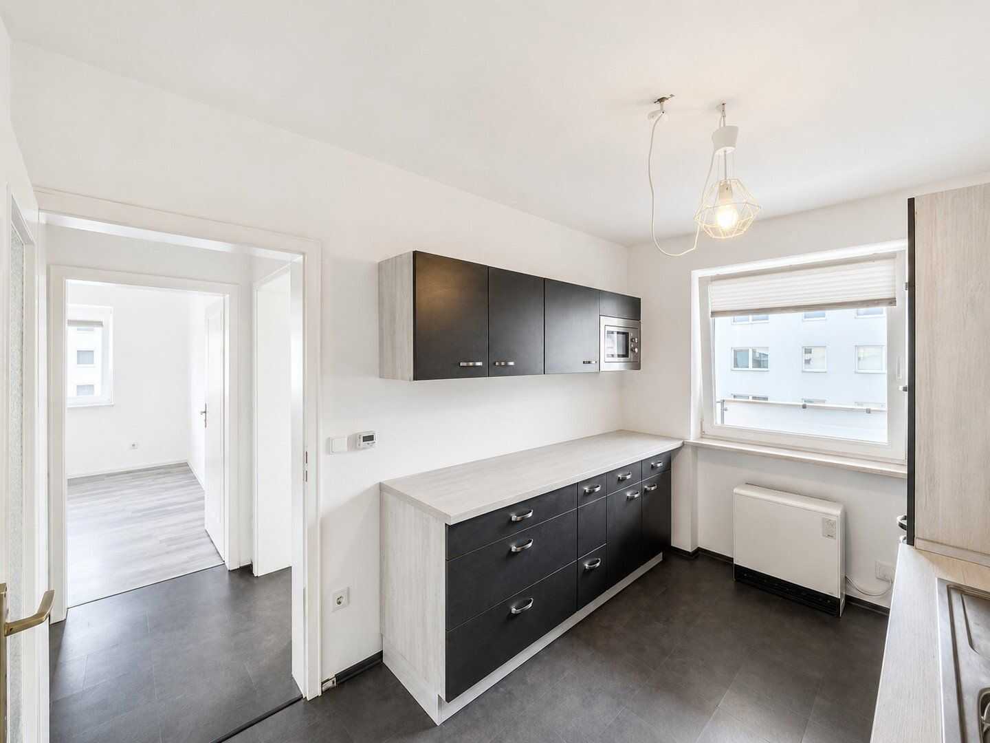 Renovierte 2-Zimmer-Wohnung in Altdorf ab Juli verfügbar – Altdorf – Vorschaubild 4