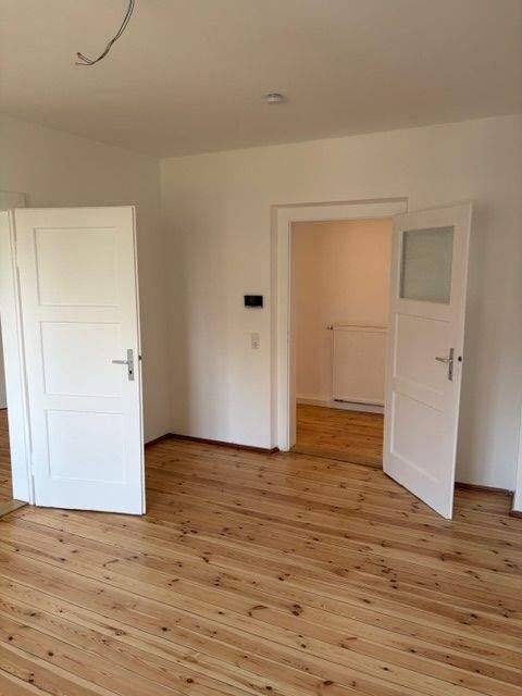 Holzdielencharm in der Rosenau! frisch saniert, 5 Zimmer, Platz für Arbeit, Wohnen und Familie – Nürnberg – Vorschaubild 8