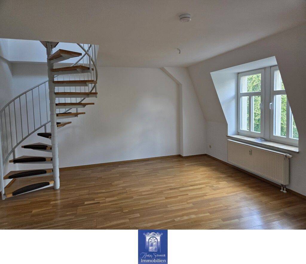 Für Eigennutzer - Himmlische Dachwohnung über zwei Ebenen! Individuelle Raumaufteilung, Balkon! – Dresden – Vorschaubild 5
