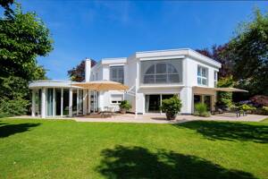 Exklusive Villa in TOP Zustand und grüner Lage von Essen-Heidhausen – 45239 Essen – Vorschaubild 1