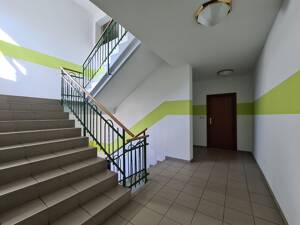 Klassisch, praktisch, einfach gut: großzügige 1 Zimmerwohnung im 1. OG (Stellplatz mgl.) – 9130 Chemnitz – Vorschaubild 6