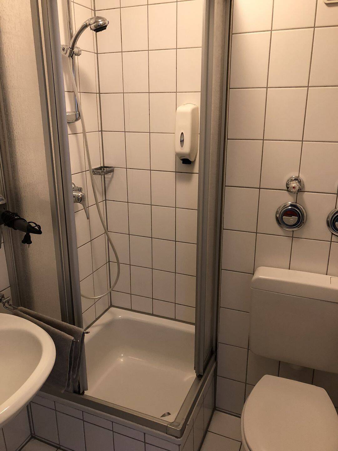 Charmante Wohnung mit Balkon und TG-Stellplatz – Nürnberg – Vorschaubild 5